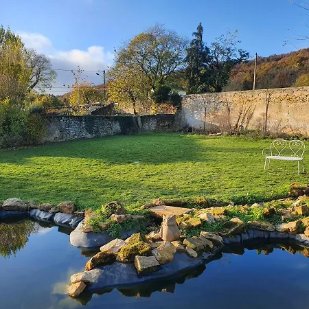 Апартаменты Chez Marie Poppins Rozerieulles